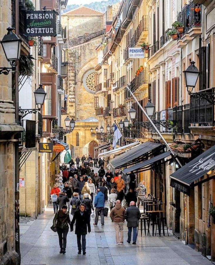 32 De Agosto Rooms San Sebastián Eksteriør bilde